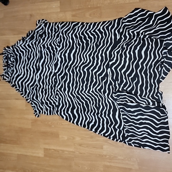 Who What Wear Dresses & Skirts - Who what wear midi halter dress 4x